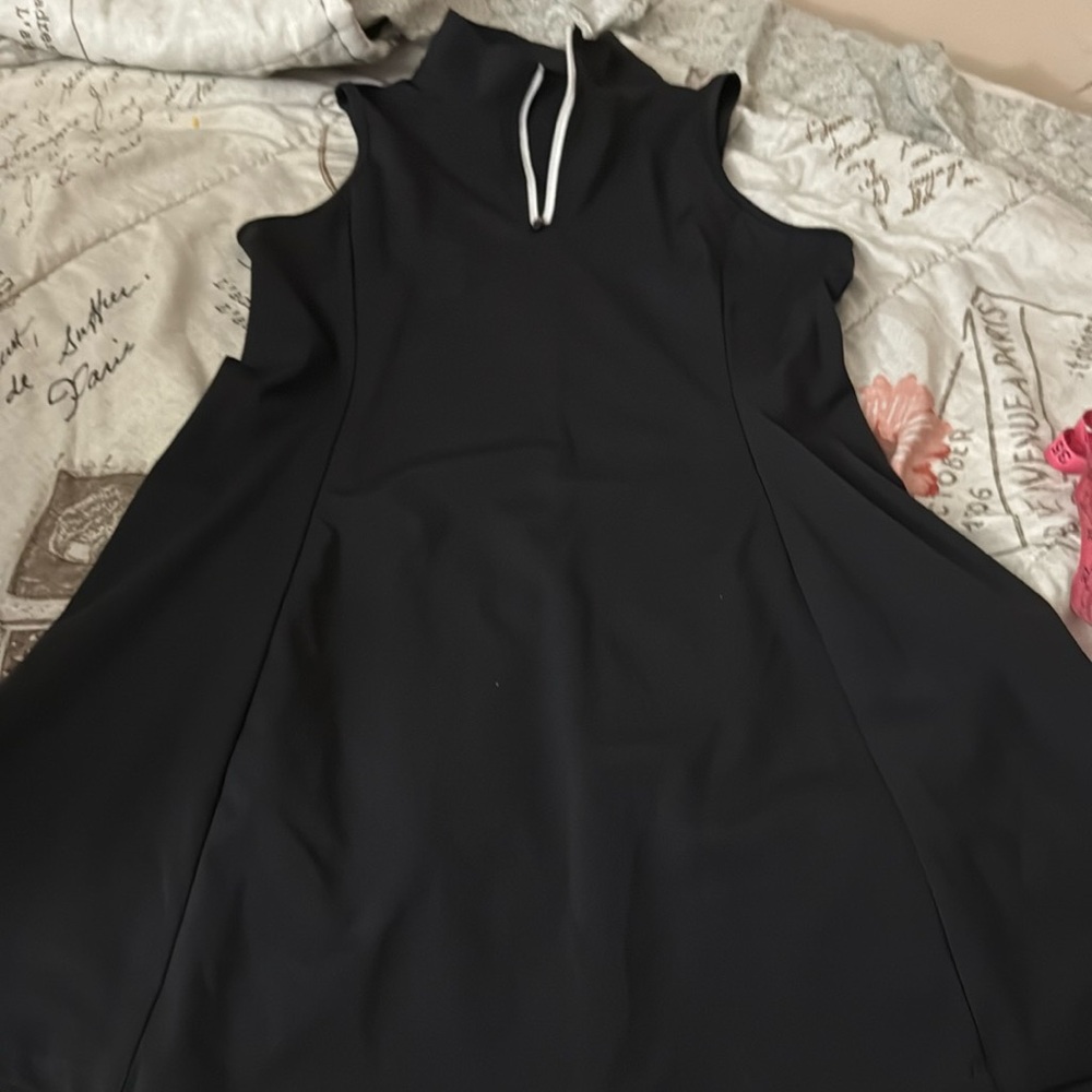 Like New! Tennis style dress Size Large